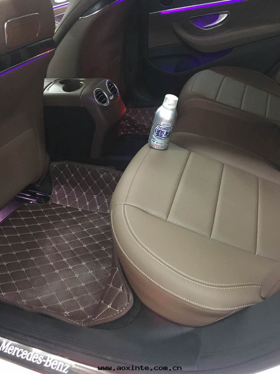 車內(nèi)空(kōng)气(qì)治理(lǐ)現(xiàn)场(chǎng)图(tú)