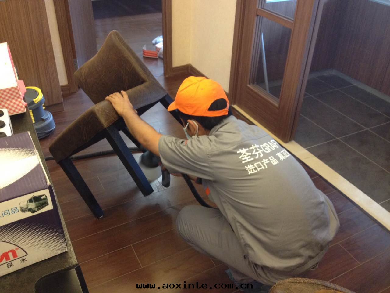 木(mù)制桌(zhuō)椅(yǐ)全(quán)方(fāng)位(wèi)施工