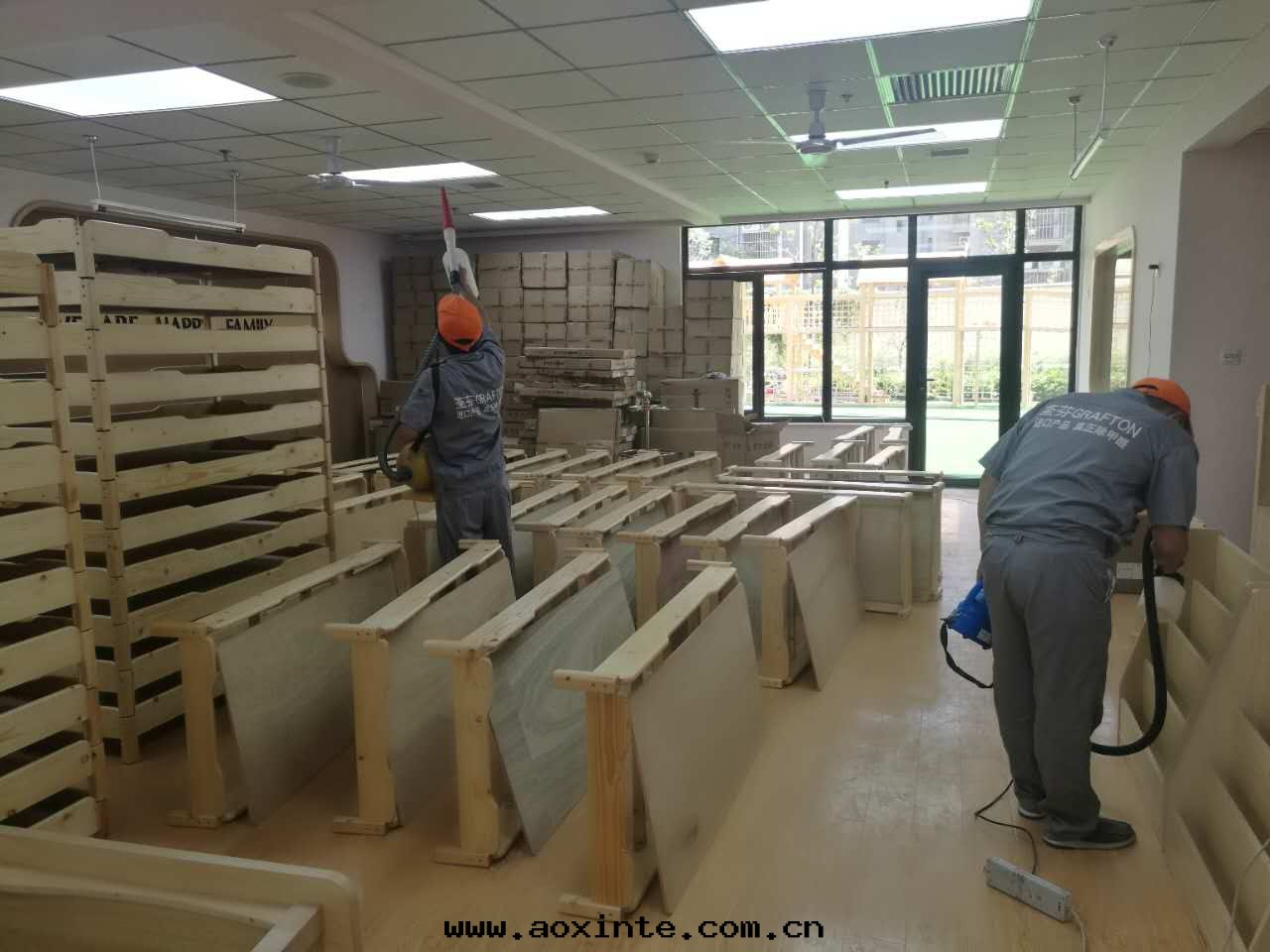 孩子木(mù)床(chuáng)全(quán)方(fāng)位(wèi)施工