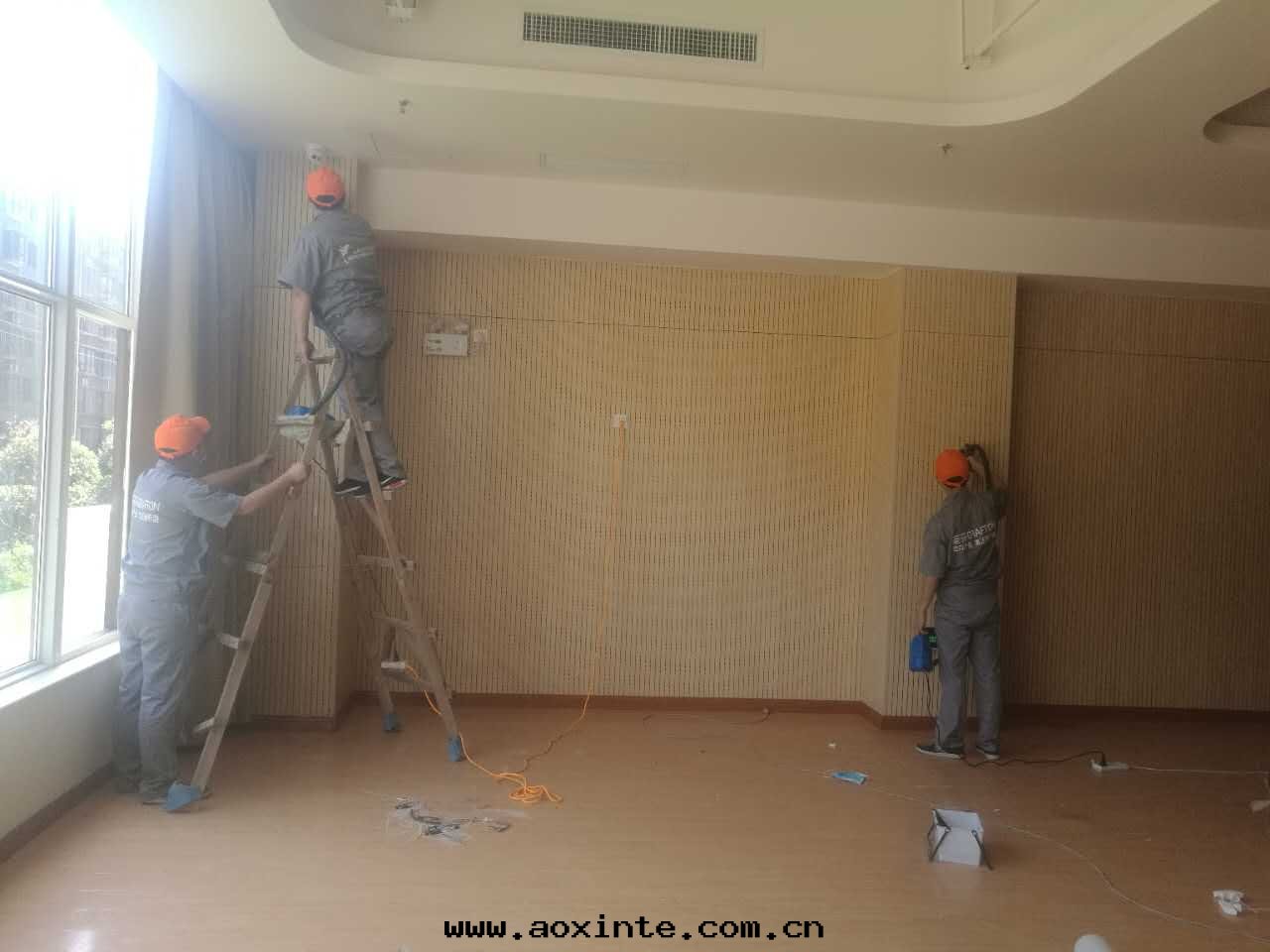 墙面(miàn)360°全(quán)方(fāng)位(wèi)施工