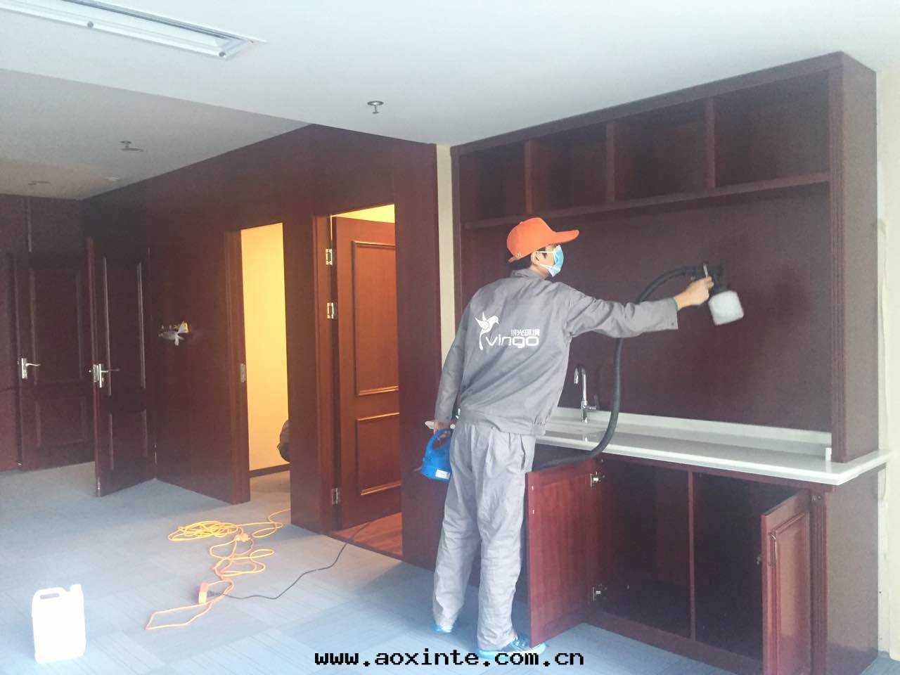 会(huì)議室(shì)外(wài)紅(hóng)木(mù)家具全(quán)方(fāng)位(wèi)施工