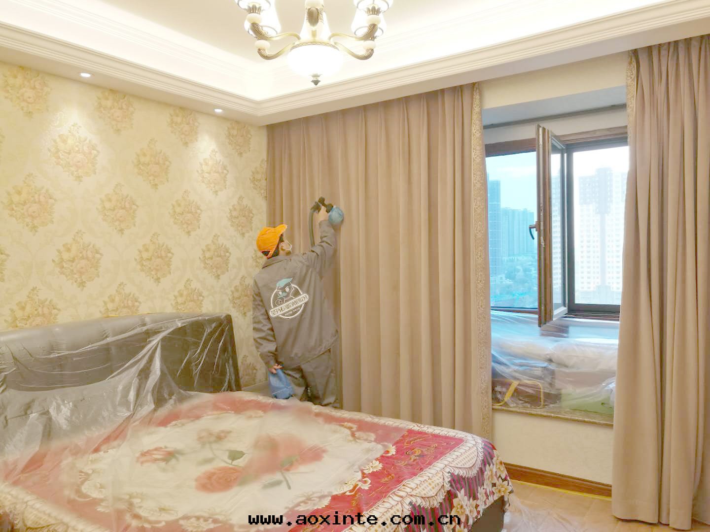 卧室(shì)窗帘(lián)布(bù)藝全(quán)方(fāng)位(wèi)施工