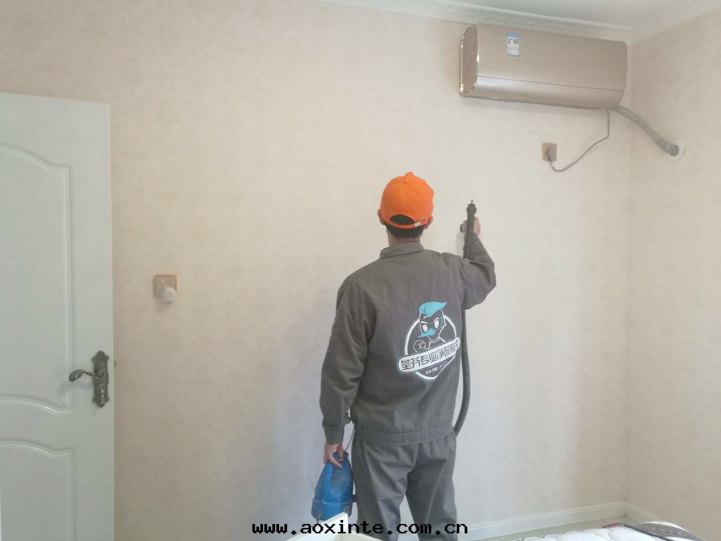 卧室(shì)牆(qiáng)面(miàn)壁(bì)紙(zhǐ)全(quán)方(fāng)位(wèi)甲醛治理(lǐ)