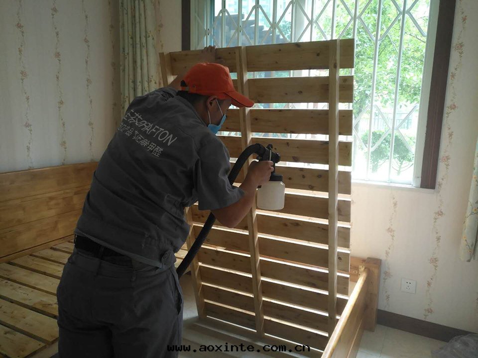 卧室(shì)床(chuáng)架全(quán)方(fāng)位(wèi)噴涂治理(lǐ)