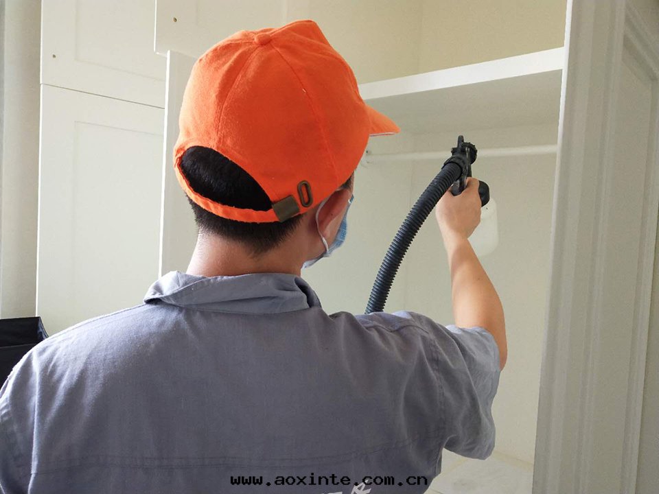 櫃子抽屜全(quán)方(fāng)位(wèi)噴涂施工