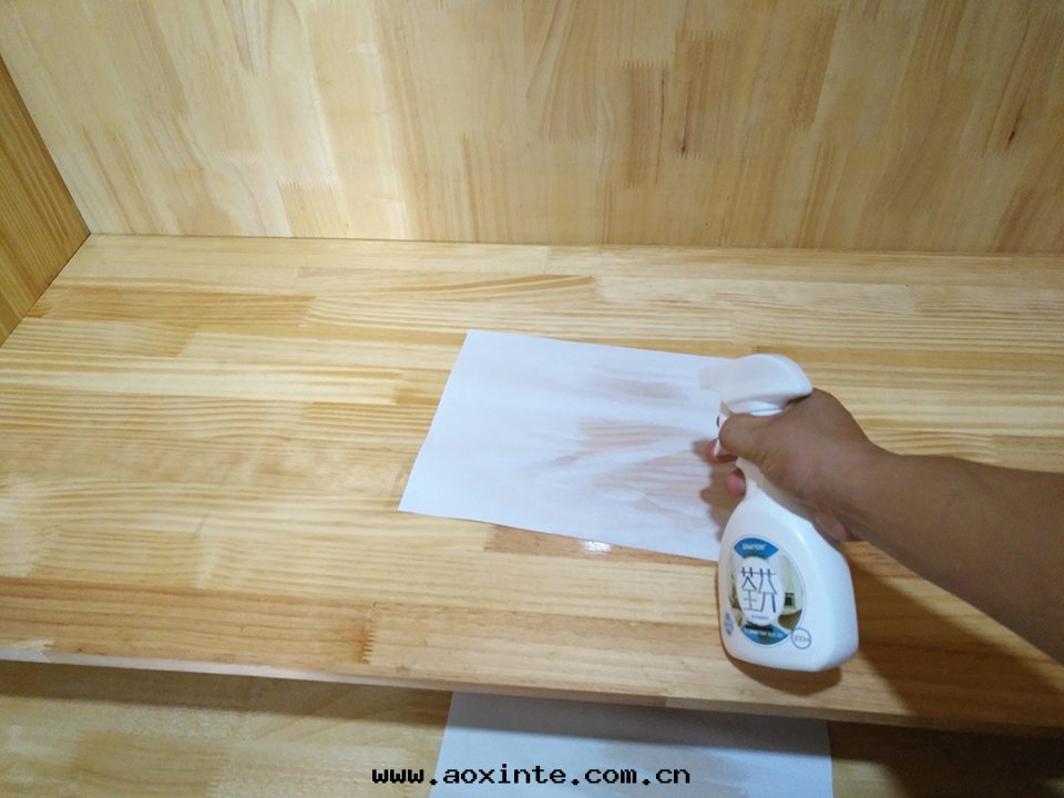 櫃子抽屜接縫處(chù)重(zhòng)點(diǎn)噴涂治理(lǐ)