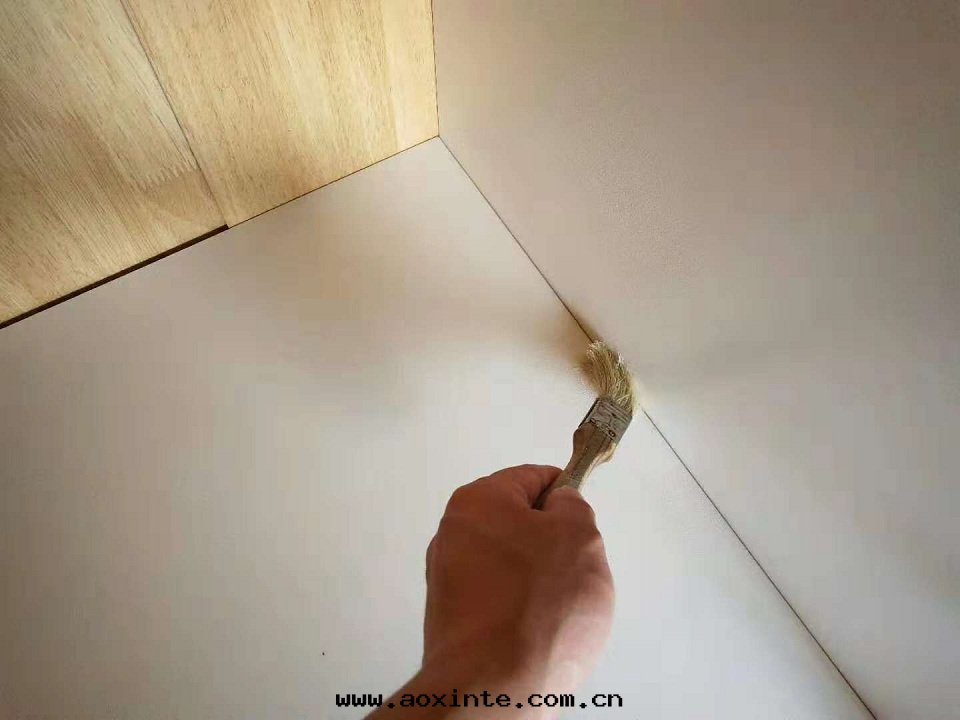 櫃子縫隙重(zhòng)點(diǎn)污染源精细(xì)化(huà)處(chù)理(lǐ)