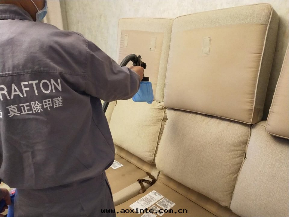 沙(shā)發(fà)床(chuáng)垫(diàn)噴槍全(quán)方(fāng)位(wèi)施工治理(lǐ)甲醛