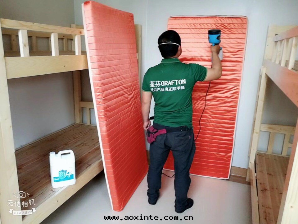 醫院(yuàn)員工宿舍床架全(quán)方(fāng)位(wèi)噴塗施工