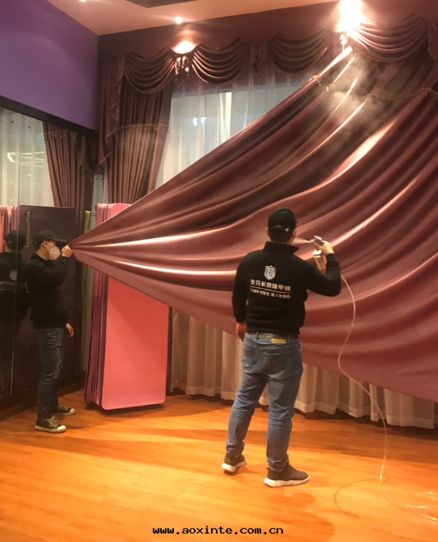 场(chǎng)所(suǒ)窗(chuāng)帘(lián)布(bù)藝全(quán)方(fāng)位(wèi)噴塗施工