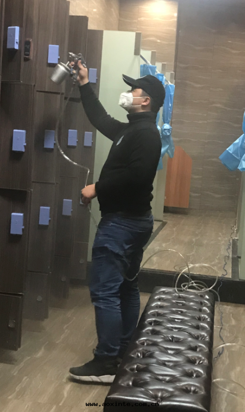 浴室(shì)換衣(yī)櫃全(quán)方(fāng)位(wèi)噴塗施工