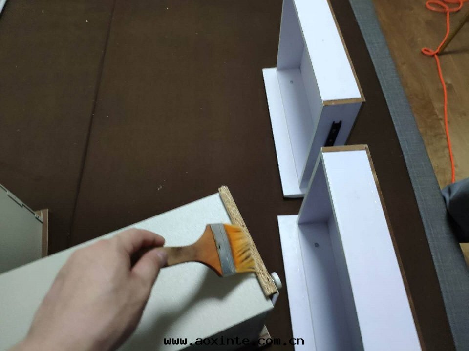 櫃子抽屜刷子精细化(huà)治理(lǐ)施工