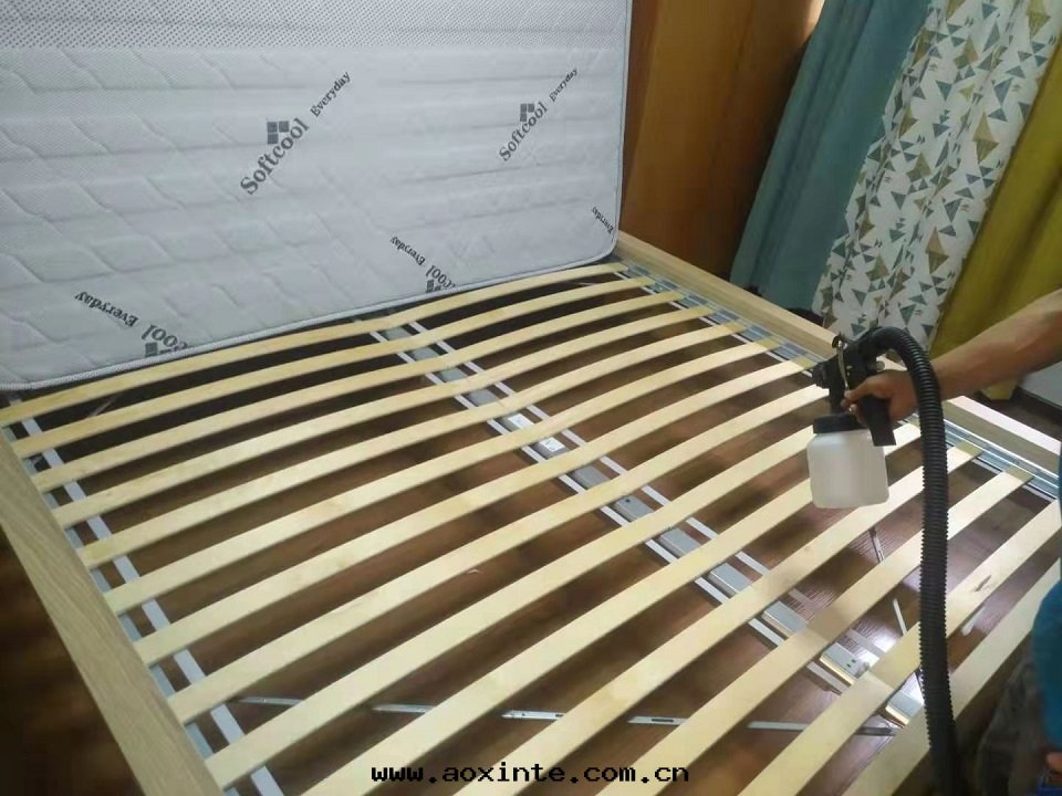 卧室(shì)床(chuáng)架噴涂施工治理(lǐ)甲醛