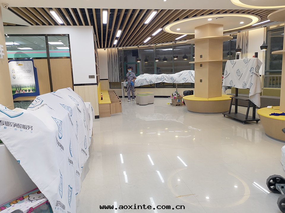 培訓大(dà)廳養护布(bù)保护