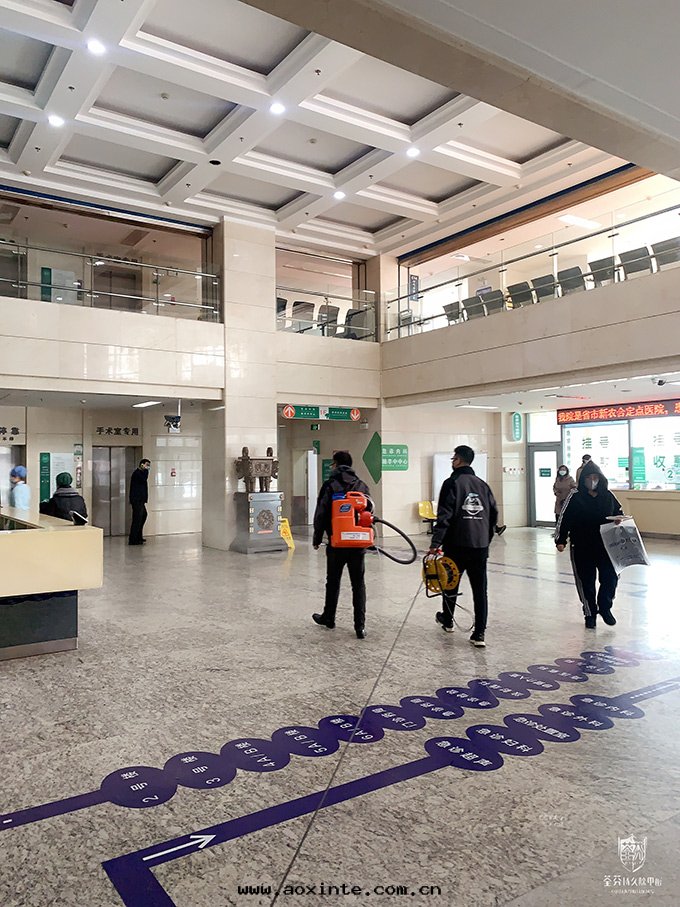 醫院(yuàn)大(dà)廳全(quán)方(fāng)位(wèi)消毒殺菌