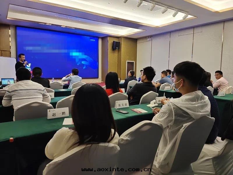 银(yín)光环(huán)境董事(shì)长(cháng)杜炜東(dōng)