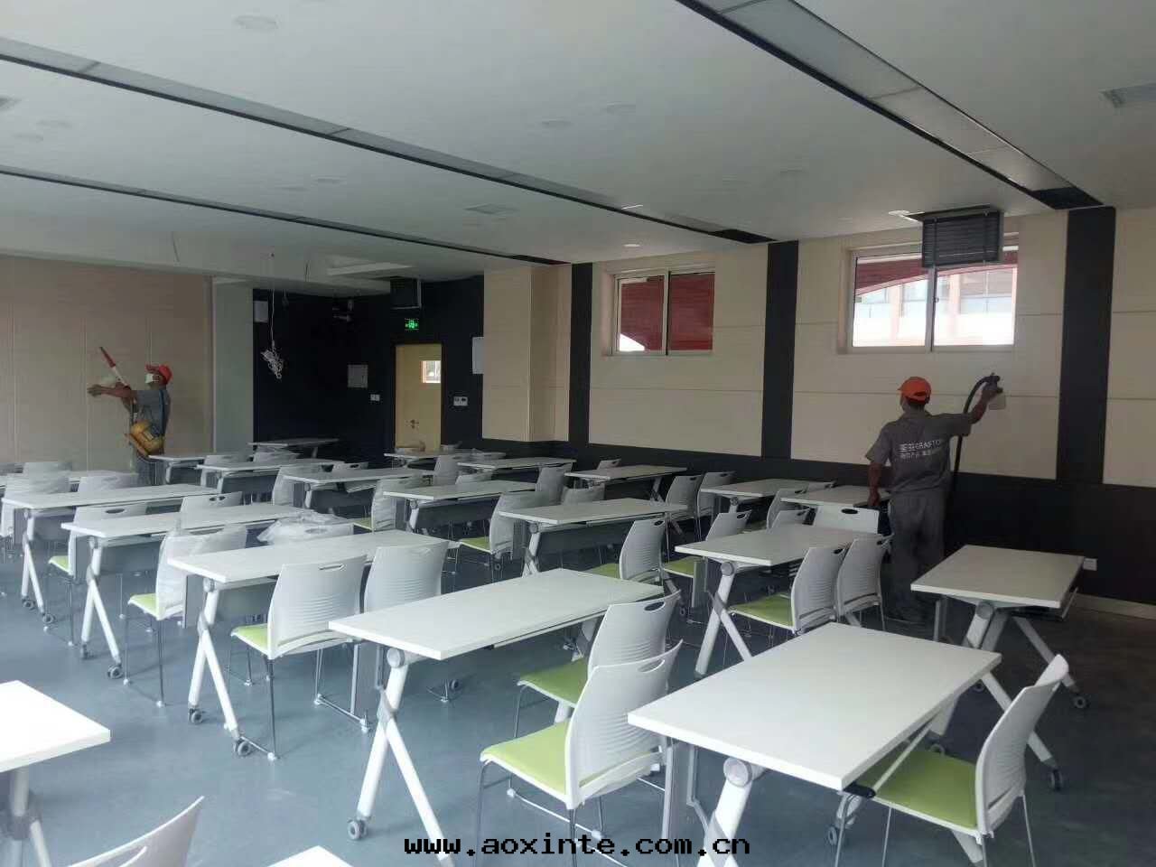 教室(shì)全(quán)方(fāng)位(wèi)施工治理(lǐ)甲醛