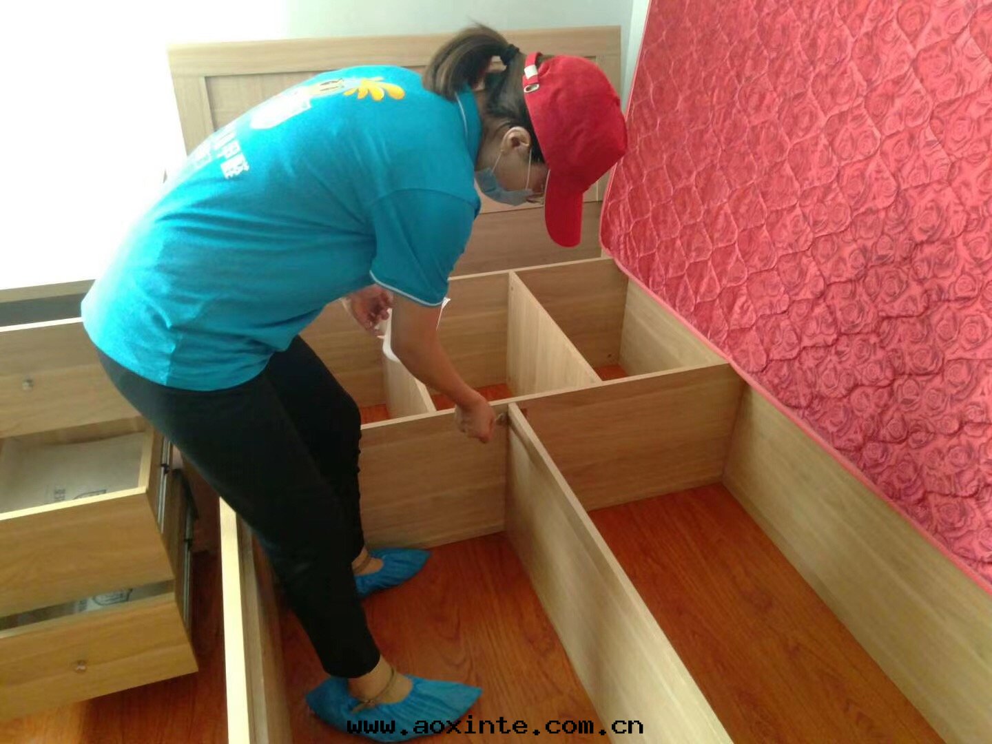 床(chuáng)架除甲醛