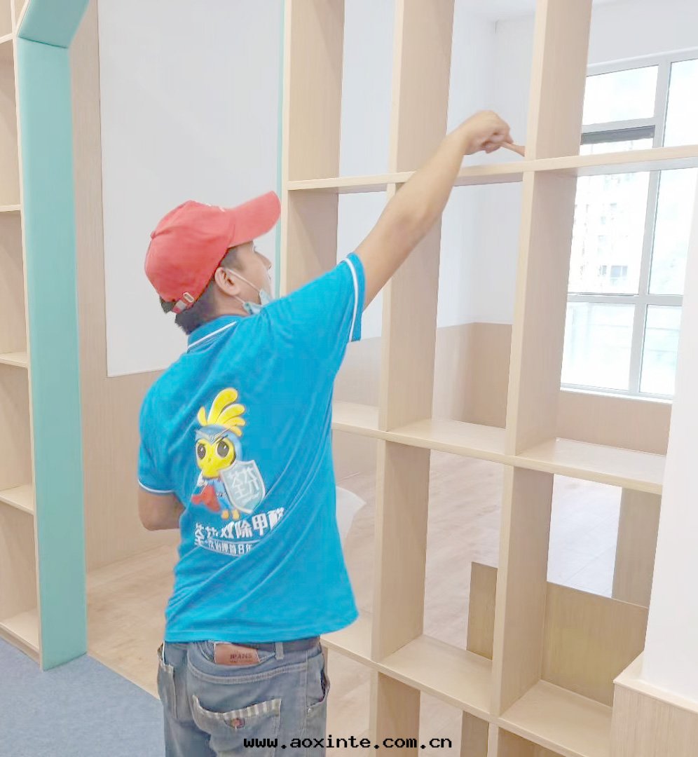 櫃子隔档重(zhòng)點(diǎn)污染源刷子精细化(huà)施工