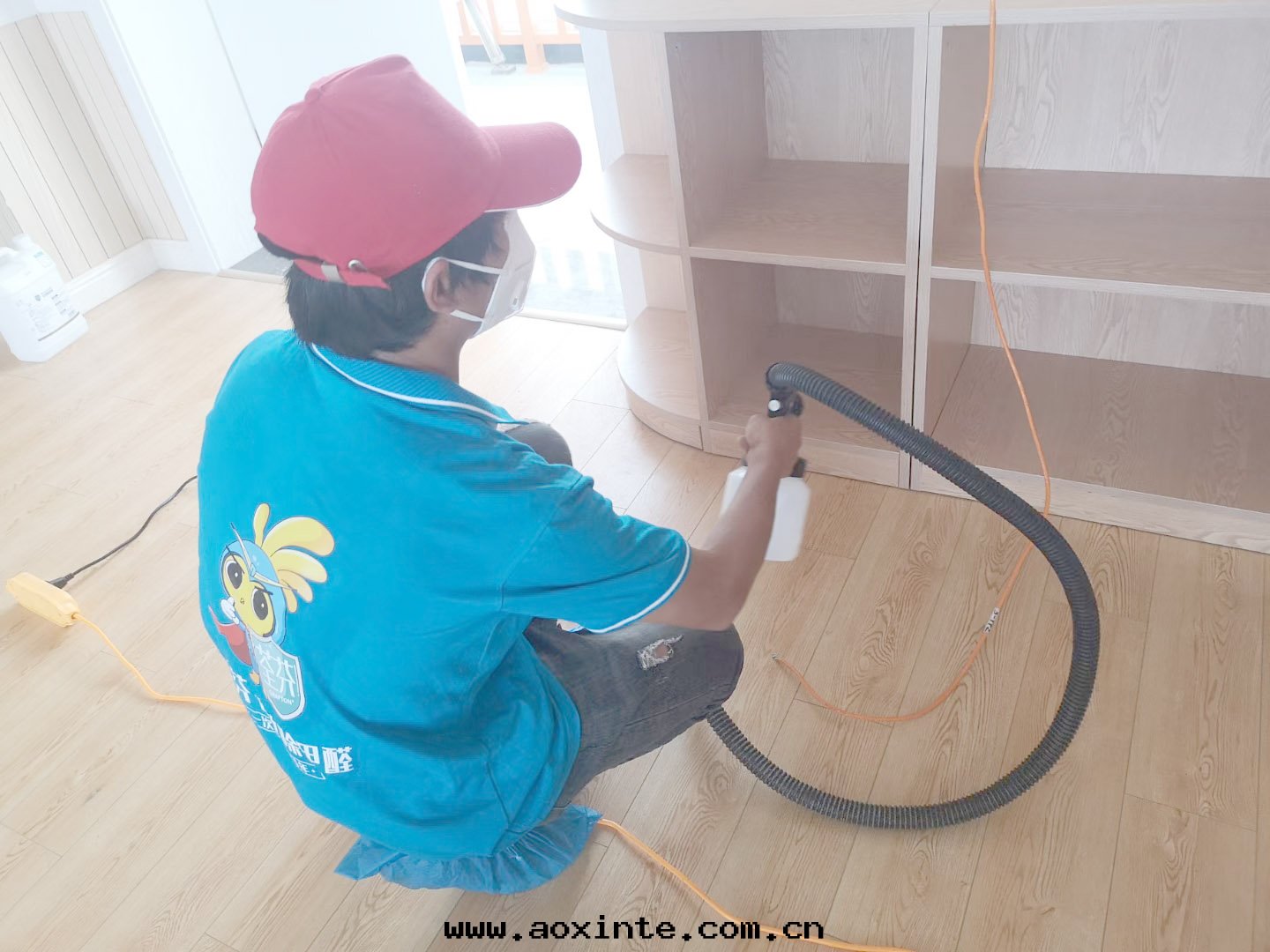 櫃子噴枪治理(lǐ)甲醛