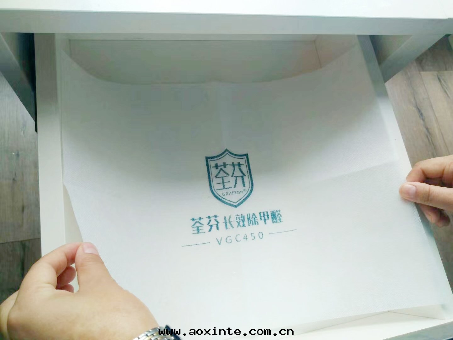 除醛纖維放(fàng)入(rù)抽屜吸附甲醛