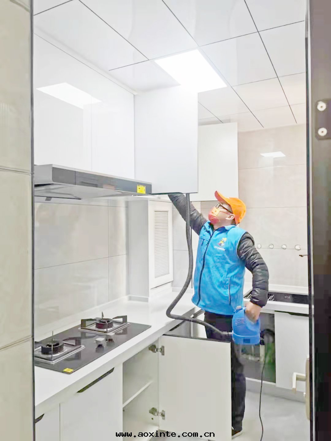 廚房(fáng)櫃子噴槍治理(lǐ)噴涂