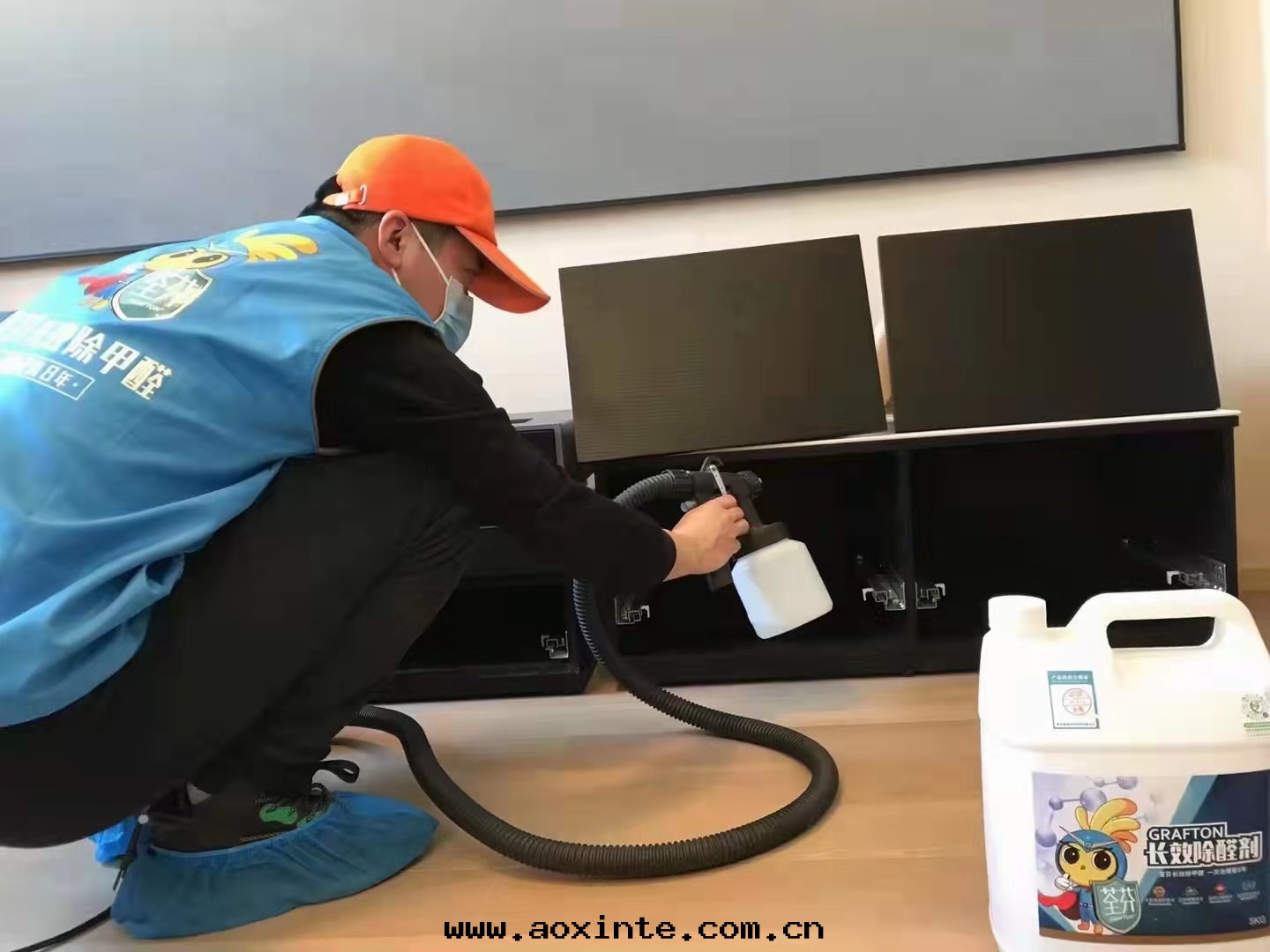 客廳茶(chá)幾(jǐ)全(quán)方(fāng)位(wèi)噴塗治理(lǐ)