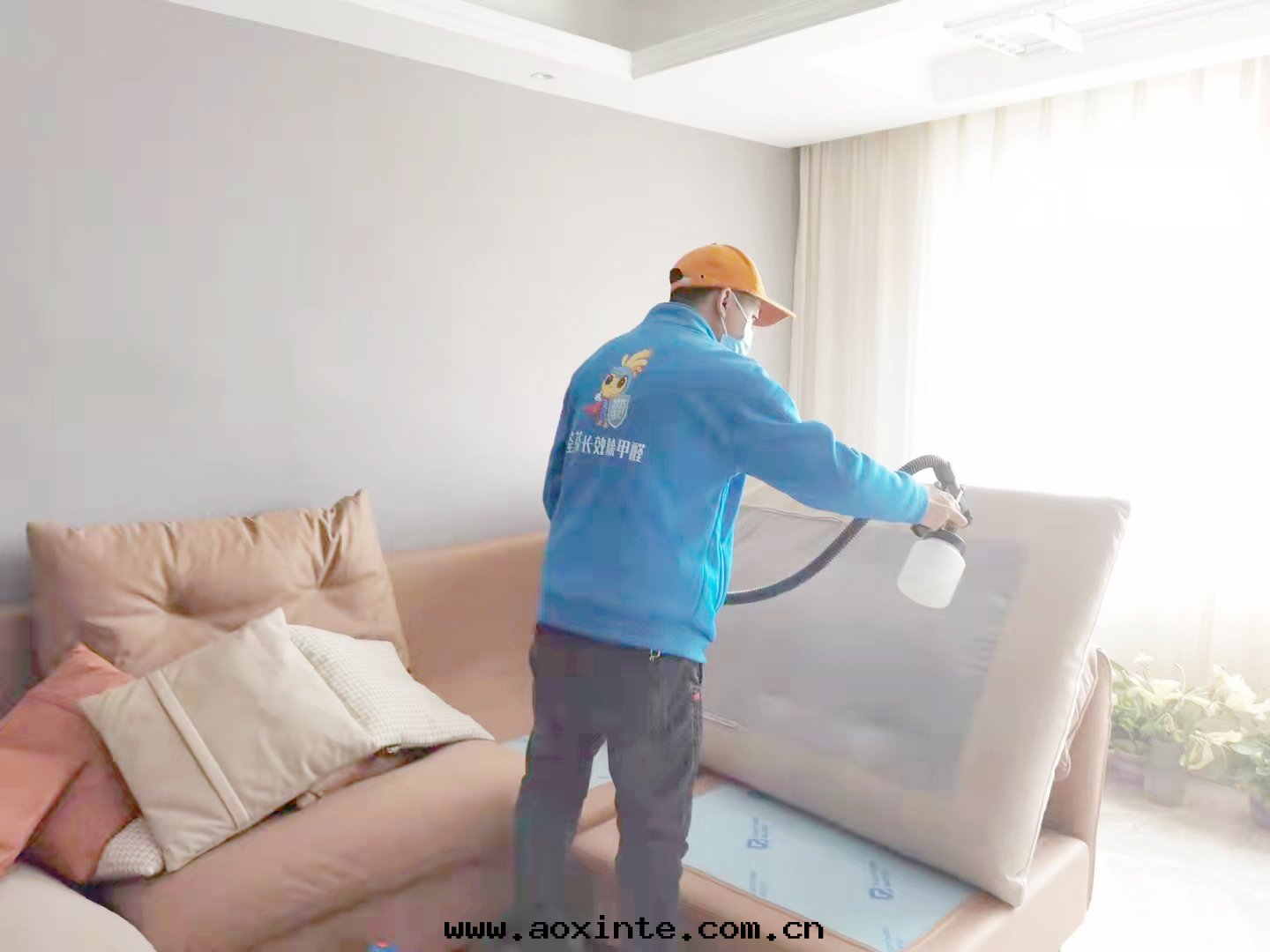 沙(shā)發(fà)噴枪全(quán)方(fāng)位(wèi)施工治理(lǐ)