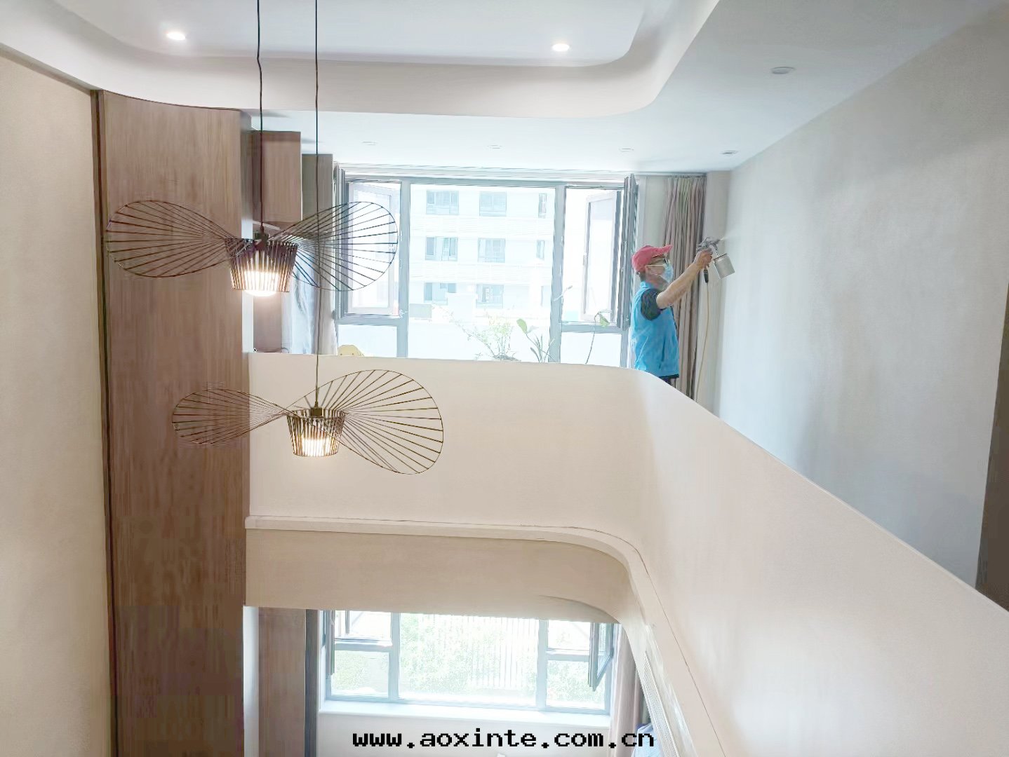 複試楼梯(tī)墙面(miàn)全(quán)方(fāng)位(wèi)噴涂治理(lǐ)