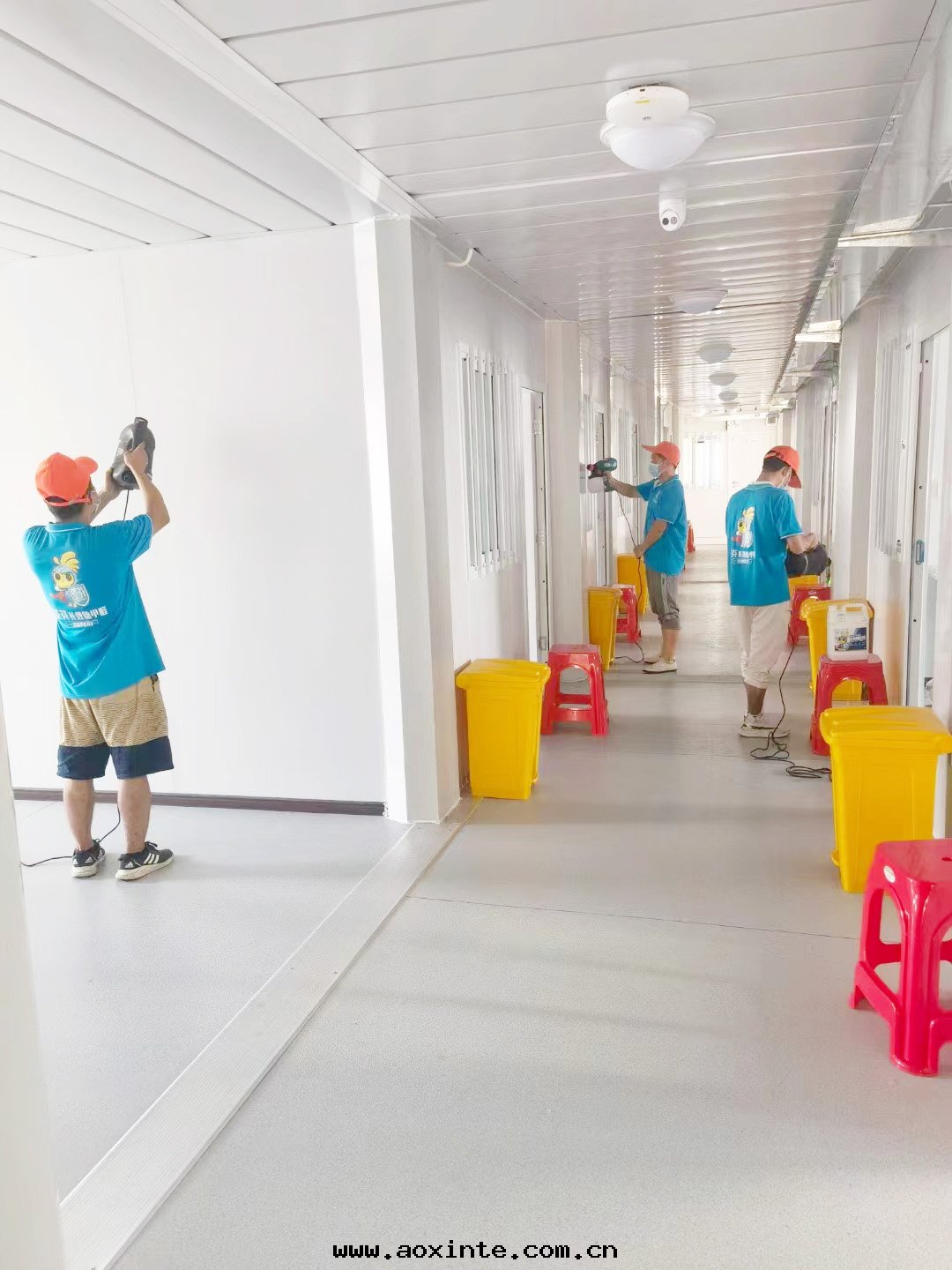 隔離倉牆(qiáng)面(miàn)过(guò)道(dào)牆(qiáng)面(miàn)施工治理(lǐ)