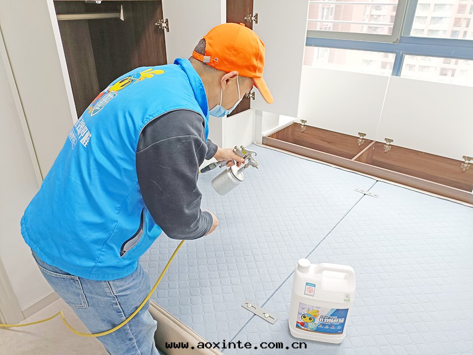 卧室(shì)床垫(diàn)噴枪施工治理(lǐ)