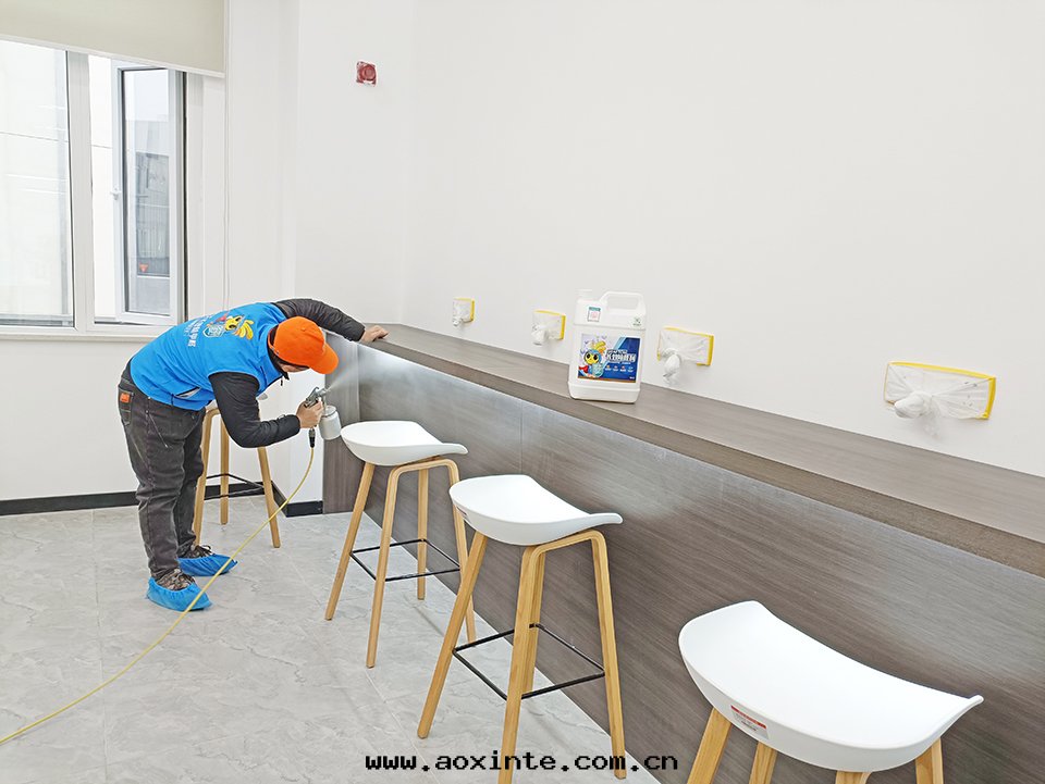 公(gōng)司休閑區(qū)桌椅精细化(huà)施工治理(lǐ)