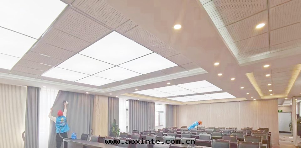 会(huì)議室(shì)桌椅窗(chuāng)帘(lián)全(quán)方(fāng)位(wèi)噴塗治理(lǐ)