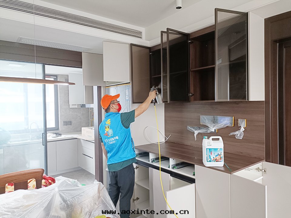 客廳储物櫃噴涂治理(lǐ)甲醛