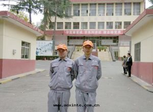 新(xīn)疆軍區(qū)第(dì)三(sān)干(gàn)休所(suǒ)荃芬除甲醛施工案例