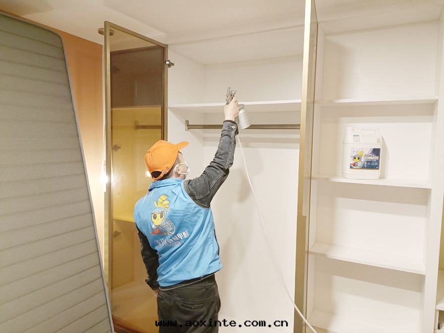 陕西(xī)金(jīn)湯城(chéng)建工程有(yǒu)限公(gōng)司員工宿舍除甲醛施工